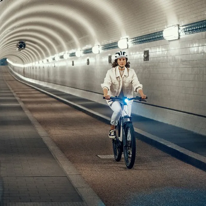 Riese and Muller Nevo GT Automatic Electric Bike Lunar Grey Metallic-6
